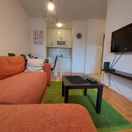 Vukov Apartman S19